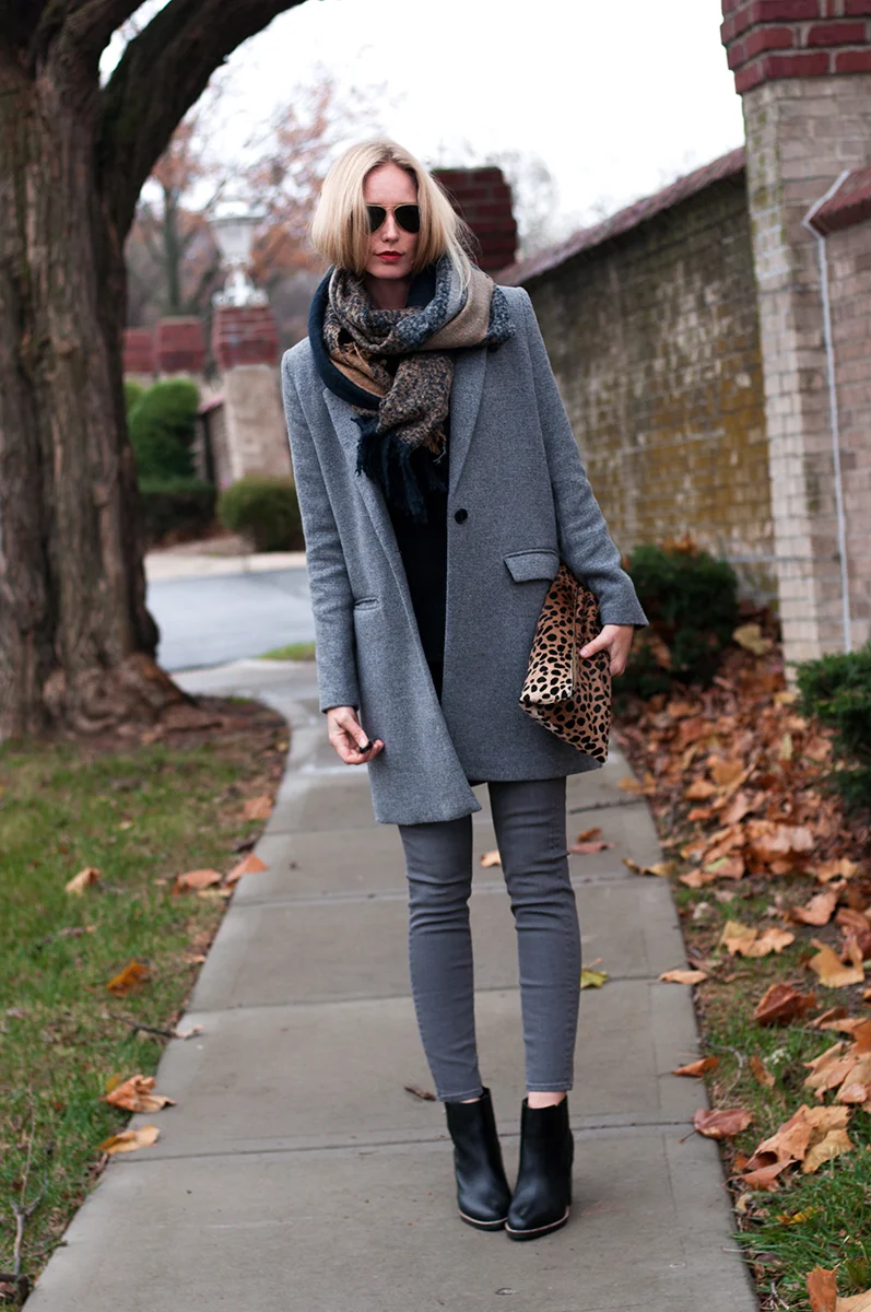 Forever 21 sales grey jeans